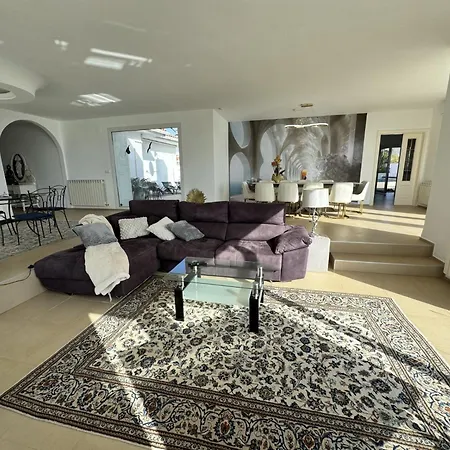 Villa Gecko